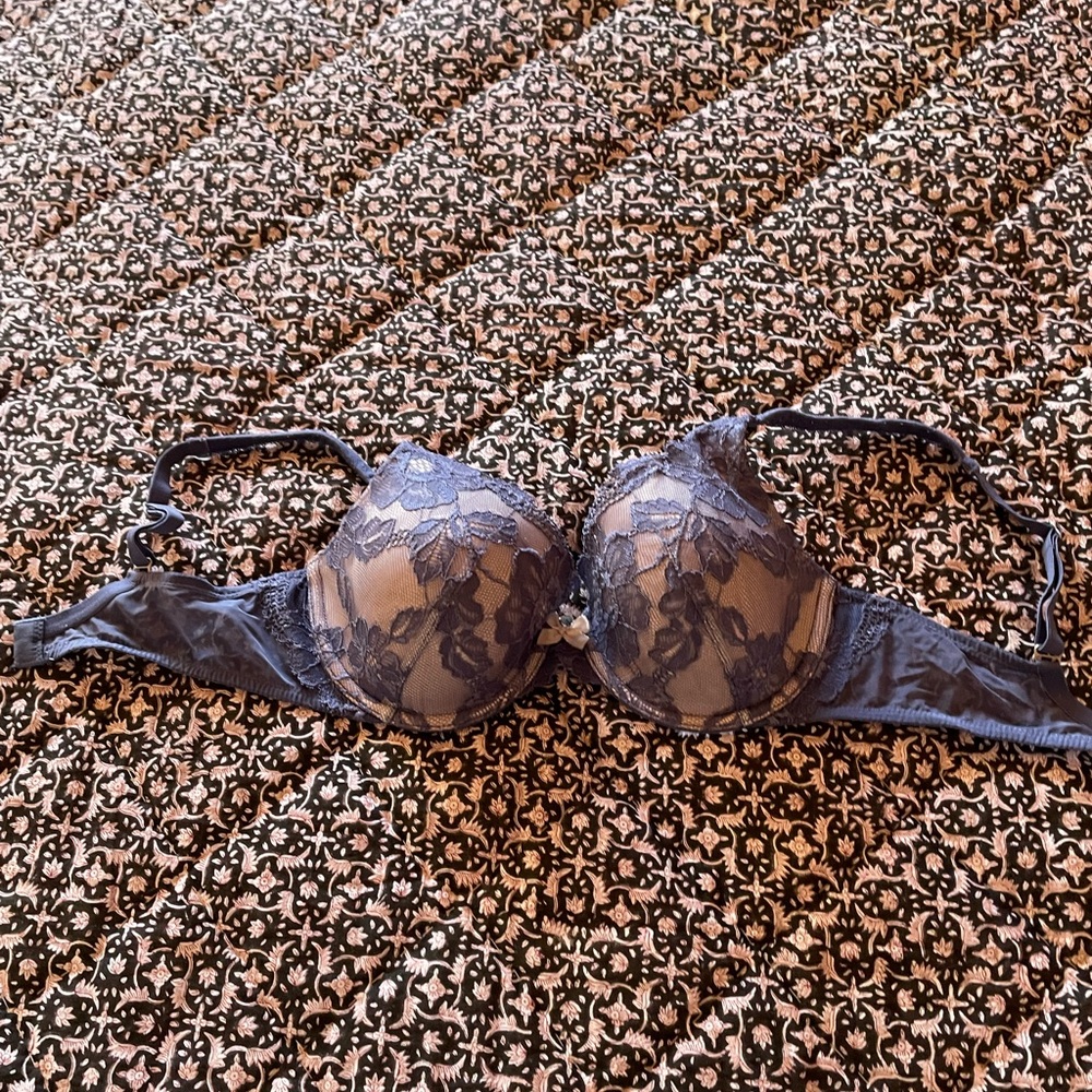 Victoria’s Secret bra Size 34C